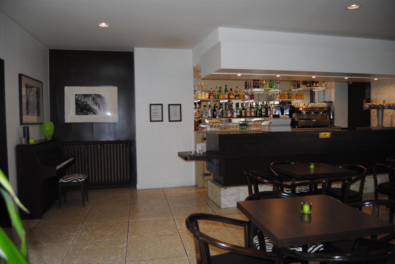 Adonis - Notre Dame De La Sarte Hotel